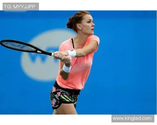 利斯基与拉德万斯卡在温网的精彩对决回顾与分析